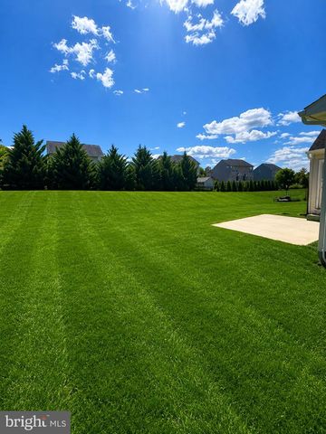 234 N FORGEDALE DR N, Carlisle, PA 17015