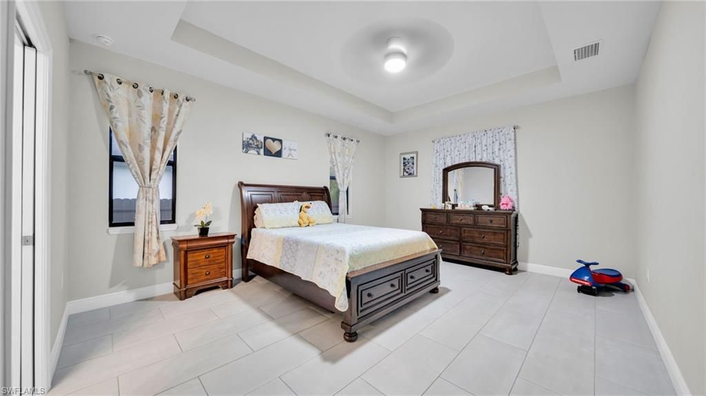 Image 16 of property listing at 221 Chiquita BLVD N, Cape Coral, FL 33993