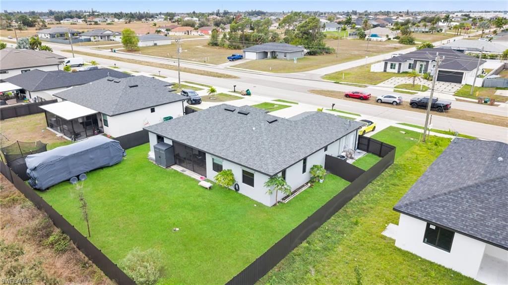 Image 33 of property listing at 221 Chiquita BLVD N, Cape Coral, FL 33993