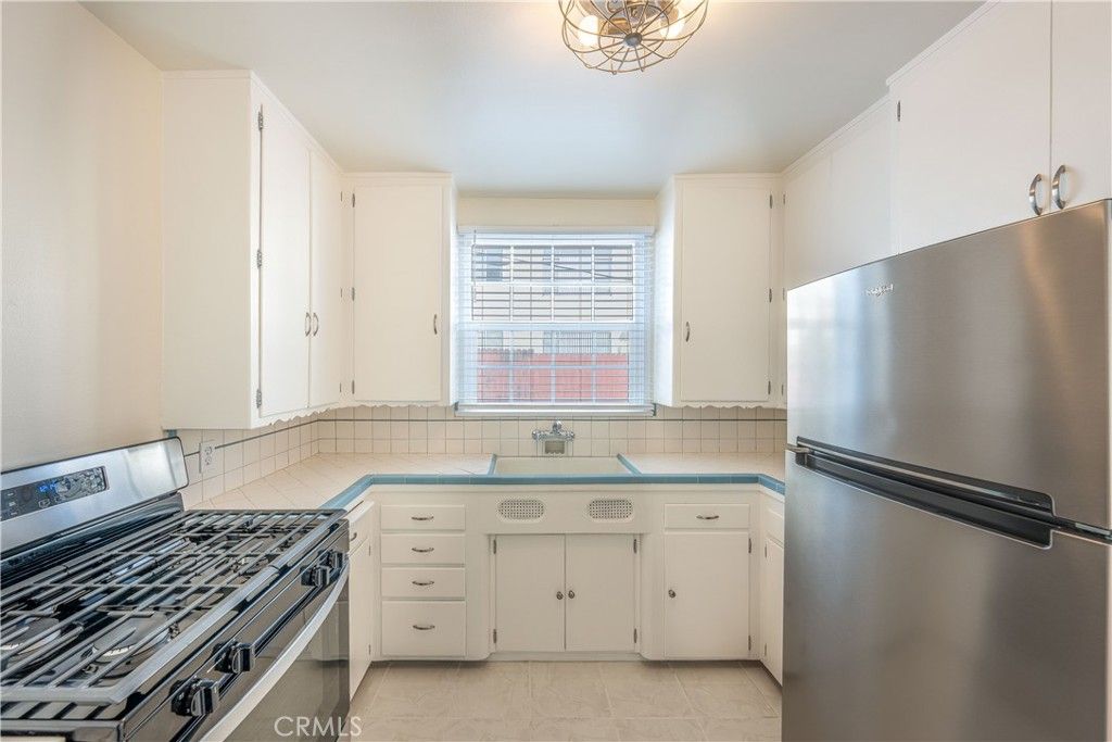 4469 W 59th Place A, View Park, CA 90043