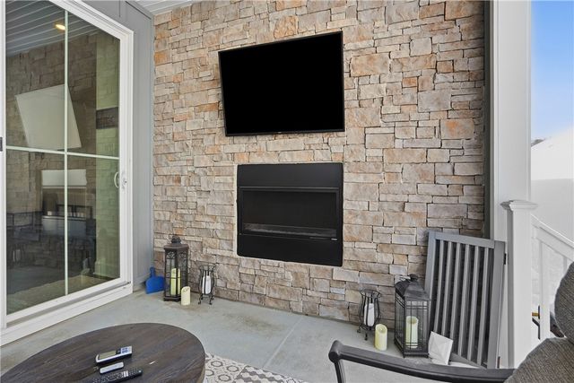 401 SPRUCE LANE, North Strabane, PA 15317