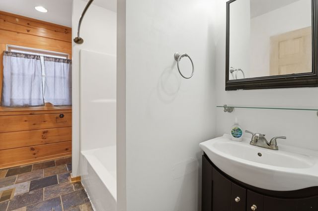 96 Sarvis Ridge Rd, Normandy, TN 37360