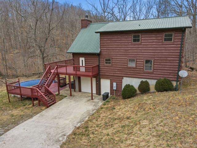 96 Sarvis Ridge Rd, Normandy, TN 37360