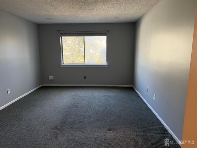 7 Foxtail Lane, South Brunswick, NJ 08852
