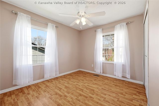 509 Hurricane Court, Hurricane, WV 25526