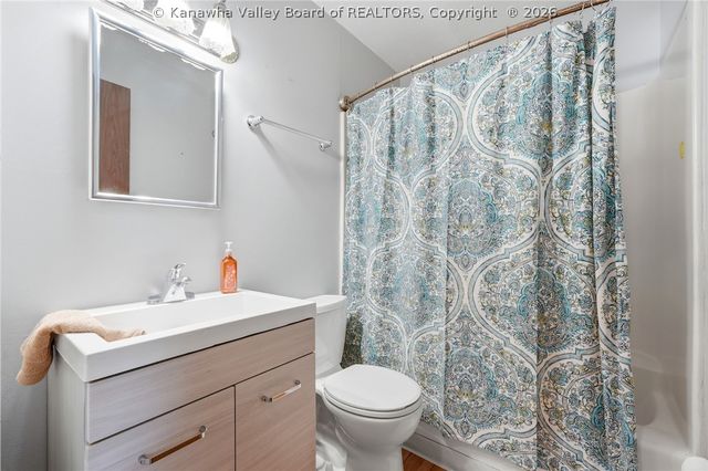 509 Hurricane Court, Hurricane, WV 25526