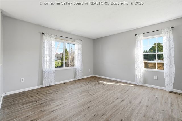 509 Hurricane Court, Hurricane, WV 25526