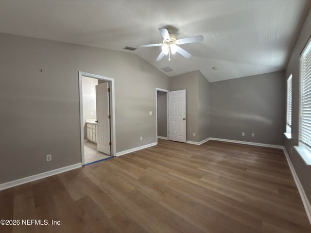 5841 PARKSTONE CROSSING Drive, Jacksonville, FL 32258