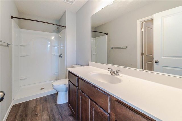 922 Prestwick Drive, Belle Plaine, MN 56011