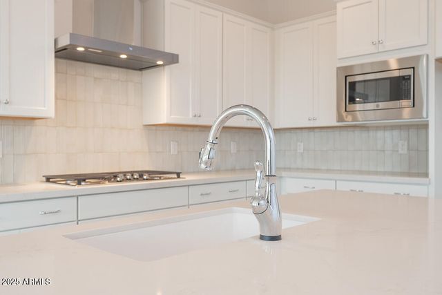 2516 E Tapenade Drive, San Tan Valley, AZ 85140