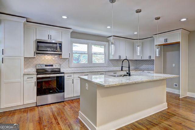 1842 Calloway Drive NW, Atlanta, GA 30314