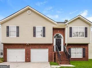 1550 Blossom Drive, Atlanta, GA 30349