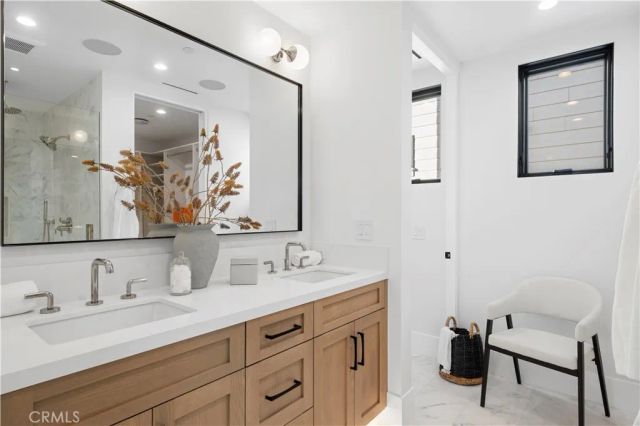 605 Carnation, Corona Del Mar, CA 92625