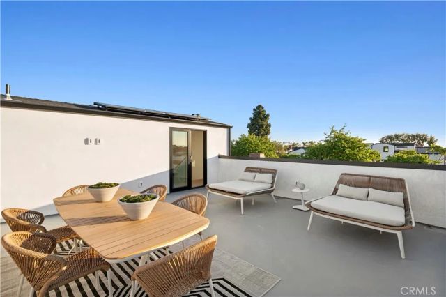 605 Carnation, Corona Del Mar, CA 92625