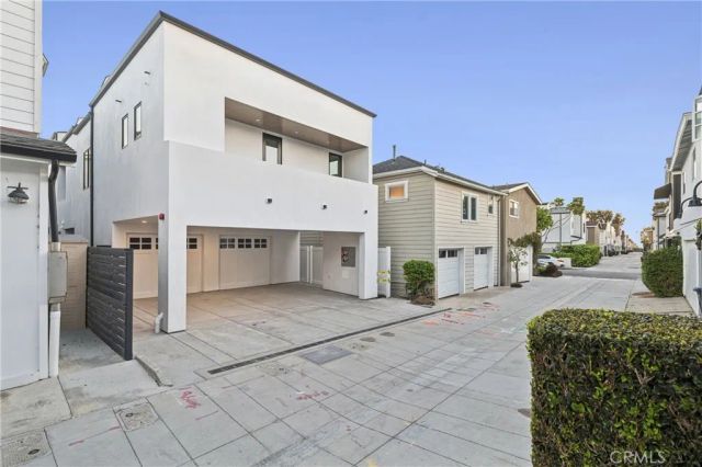 605 Carnation, Corona Del Mar, CA 92625