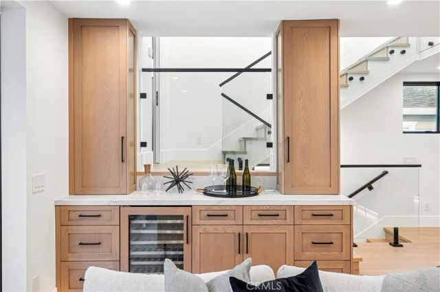 605 Carnation, Corona Del Mar, CA 92625