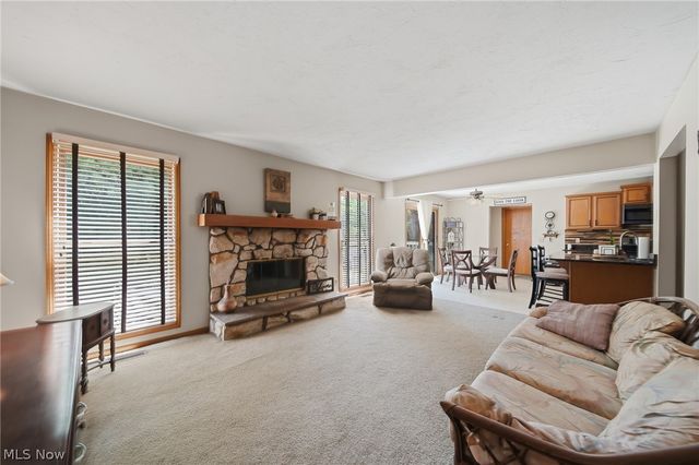 3021 Duquesne Drive, Stow, OH 44224