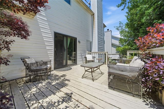 3021 Duquesne Drive, Stow, OH 44224