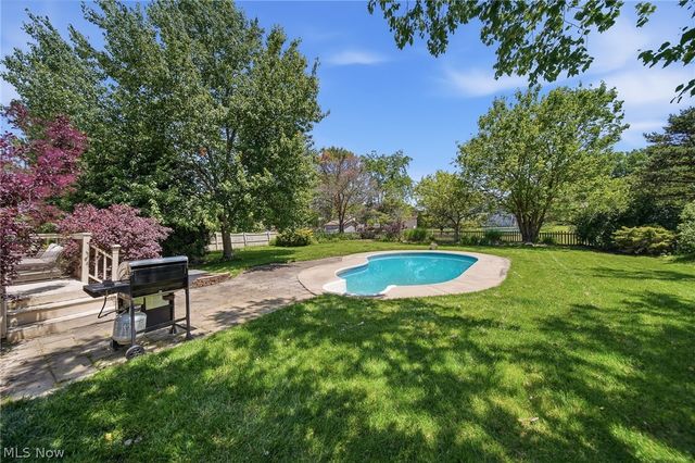 3021 Duquesne Drive, Stow, OH 44224