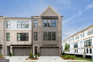 2255 Crestview Drive NE 43, Brookhaven, GA 30319