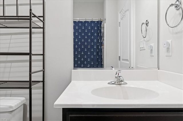 615 Clarion LN, Chesapeake, VA 23320
