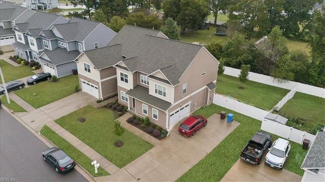 615 Clarion LN, Chesapeake, VA 23320