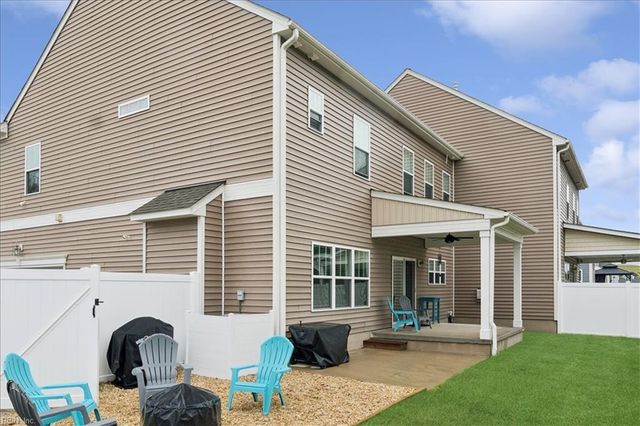 615 Clarion LN, Chesapeake, VA 23320