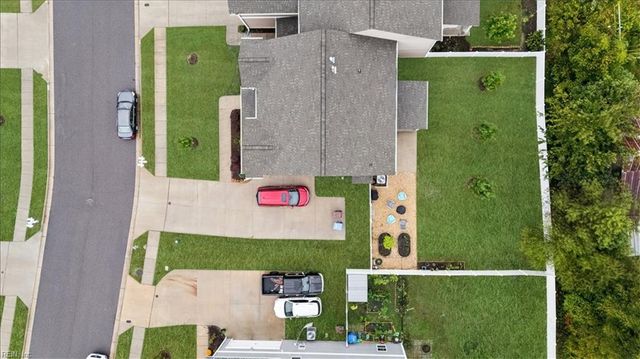 615 Clarion LN, Chesapeake, VA 23320
