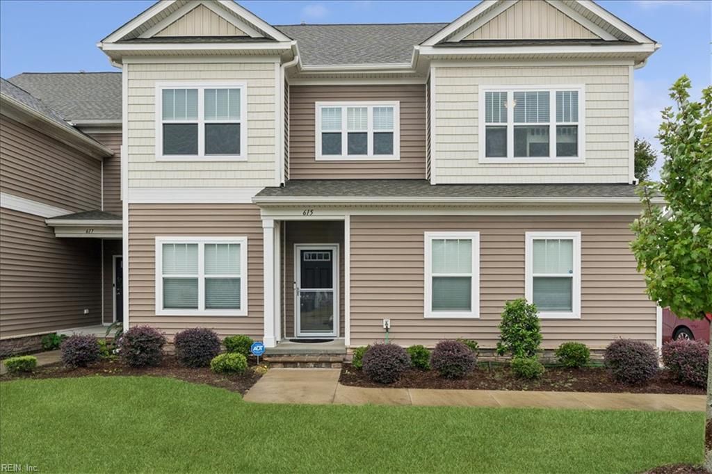 615 Clarion LN, Chesapeake, VA 23320