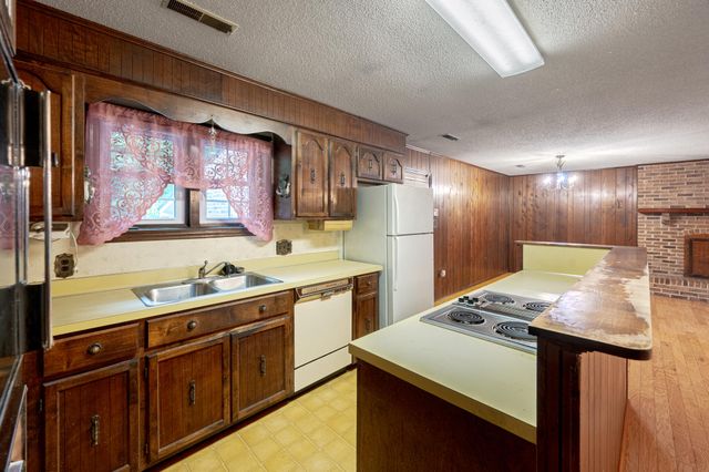 572 Westbury Road, Saint George, SC 29477