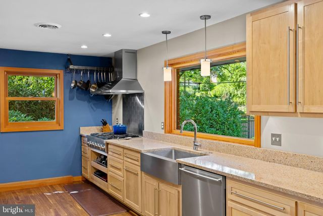 9922 FREDERICK RD, Ellicott City, MD 21042