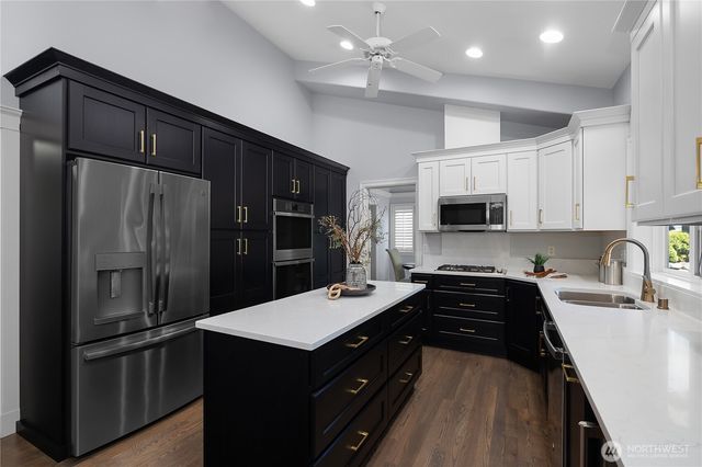 2848 Burnaby Park Loop SE, Olympia, WA 98501
