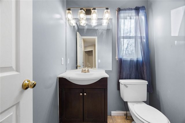 12 Cashmere Court, Irondequoit, NY 14609