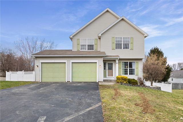 12 Cashmere Court, Irondequoit, NY 14609