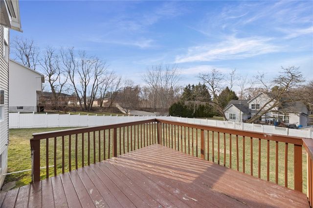 12 Cashmere Court, Irondequoit, NY 14609