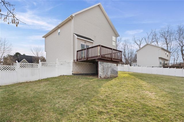 12 Cashmere Court, Irondequoit, NY 14609