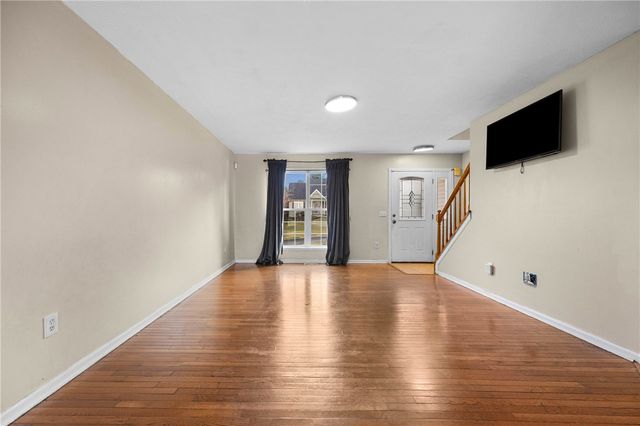 12 Cashmere Court, Irondequoit, NY 14609