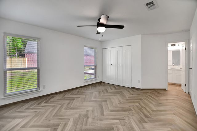 7 Bitterwood Court, The Woodlands, TX 77381