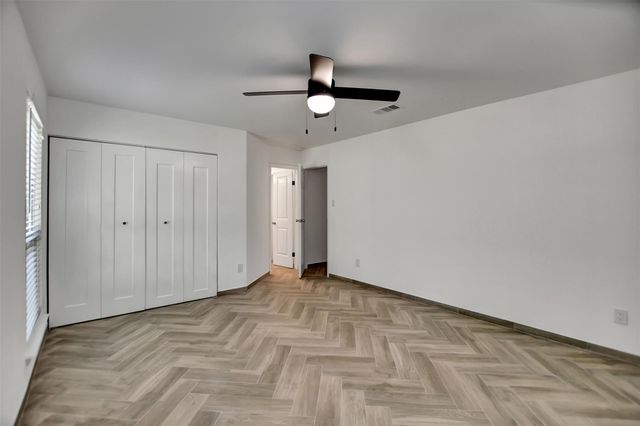 7 Bitterwood Court, The Woodlands, TX 77381