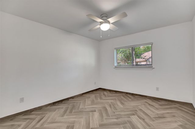 7 Bitterwood Court, The Woodlands, TX 77381