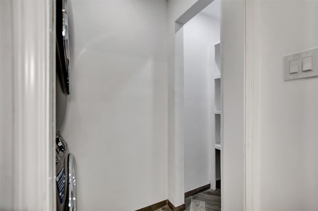 7 Bitterwood Court, The Woodlands, TX 77381