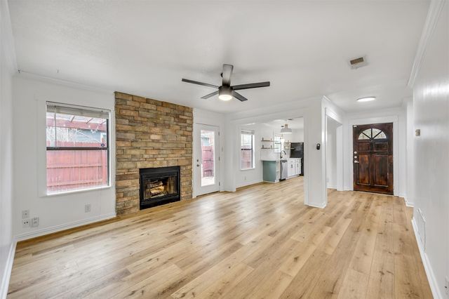 7004 Trendal LN, Austin, TX 78744