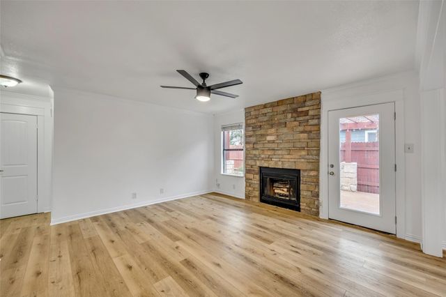 7004 Trendal LN, Austin, TX 78744