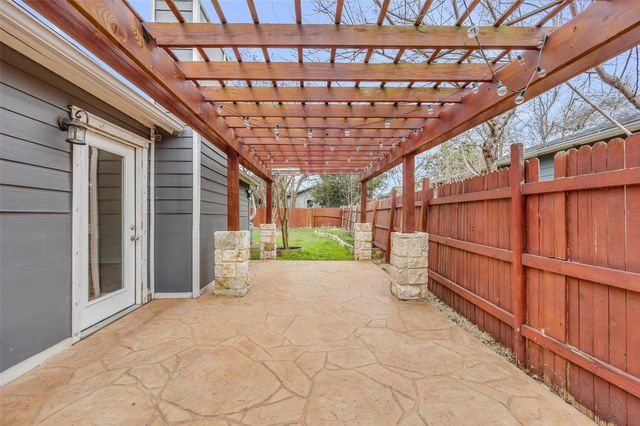7004 Trendal LN, Austin, TX 78744
