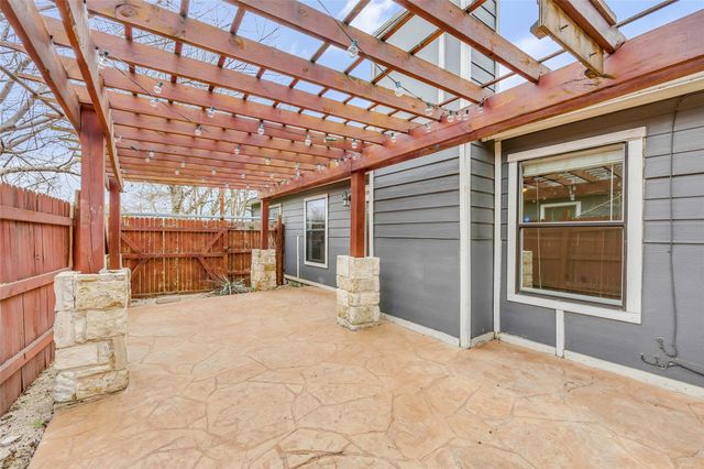 7004 Trendal LN, Austin, TX 78744