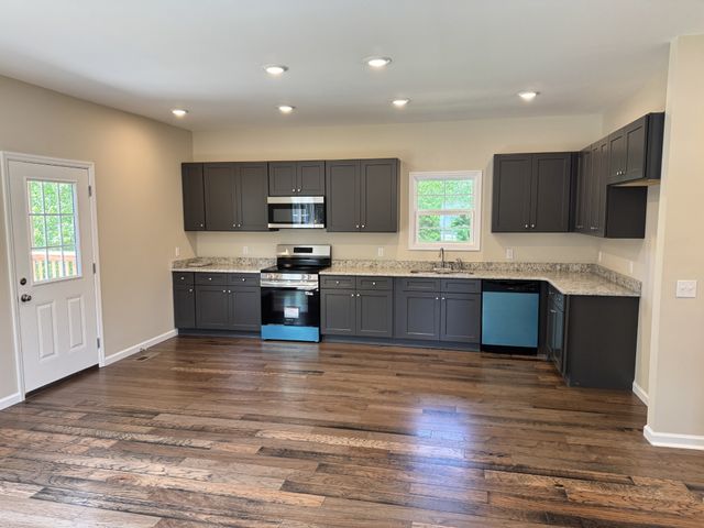 224 Redbird Lane, Lafayette, TN 37083