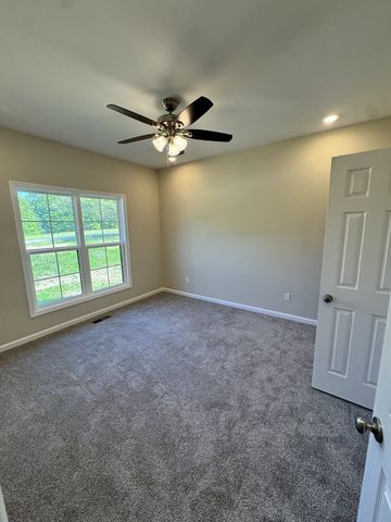 224 Redbird Lane, Lafayette, TN 37083