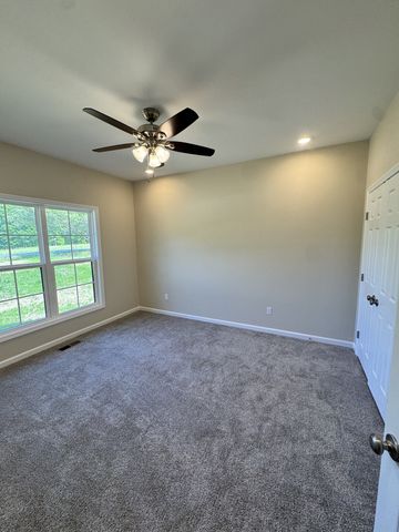 224 Redbird Lane, Lafayette, TN 37083