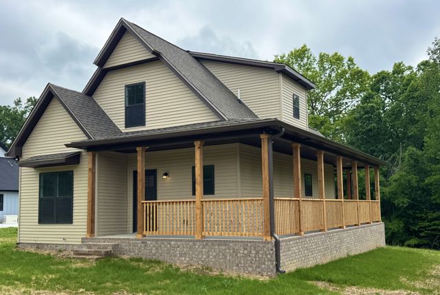 224 Redbird Lane, Lafayette, TN 37083
