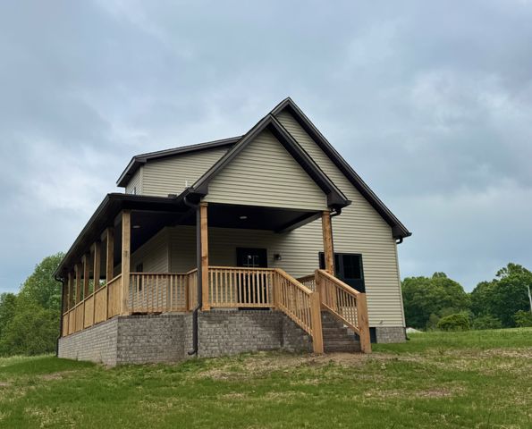 224 Redbird Lane, Lafayette, TN 37083